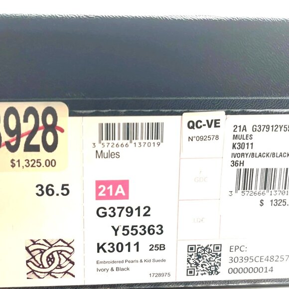 CHANEL 21A  Embroidered Pearl CC Suede Flat Slide Mules Sandals Shoes - Picture 15 of 15